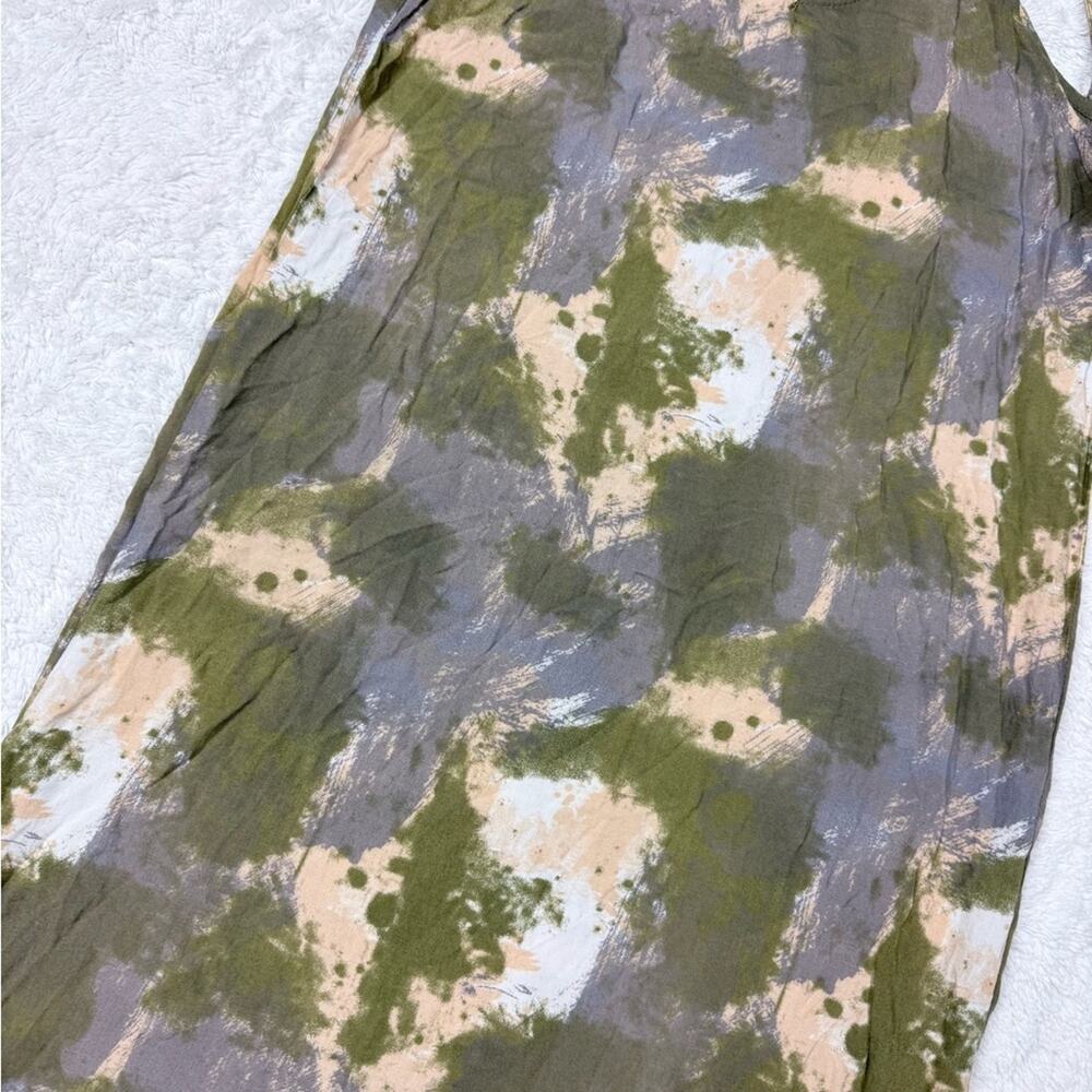 Catch  Me Camo Print Slip Dress - Picture 4 of 9